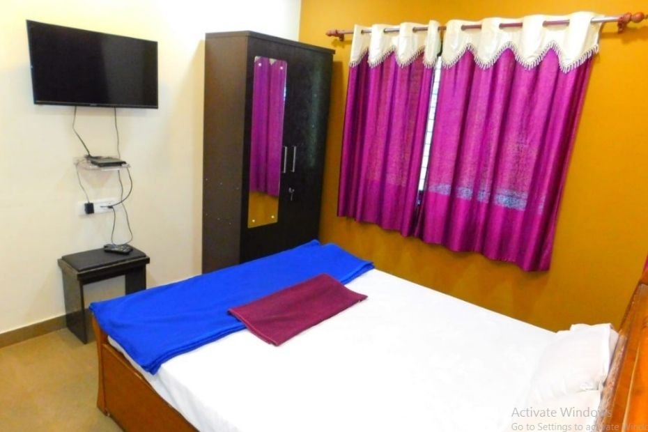 non-ac-rooms-near-tarkarli-beach